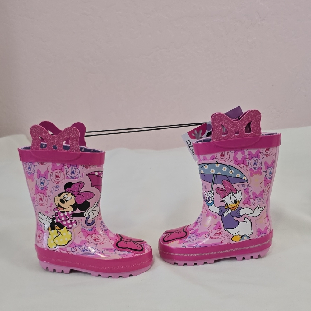 Disney Junior Minnie Mouse Boots Size: 5-6